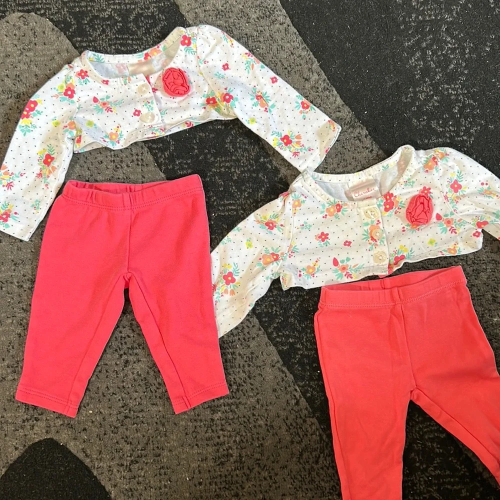 Matching sets twins - Picture 1 of 4